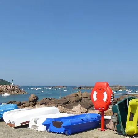 With Sea View, Guirec ペロス・ギレック
